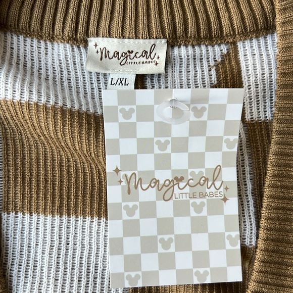 Disney Sweater Brown and White Checkered Mickey Mouse Cardigan Size Large - Picture 2 of 12